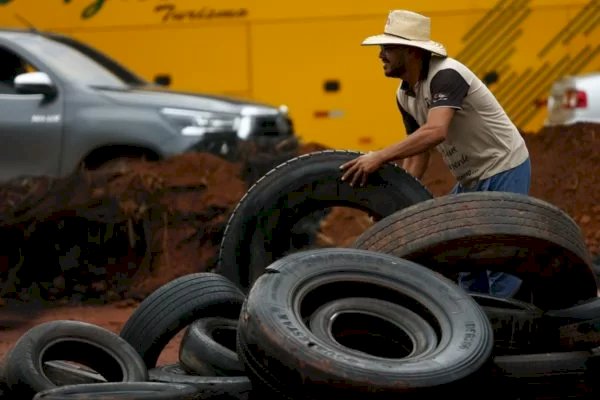 Combustíveis: distribuidoras veem risco de desabastecimento com bloqueios