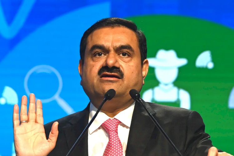 Quem é Gautam Adani, magnata indiano que perdeu R$ 42 bilhões em um dia, e de onde vem sua fortuna