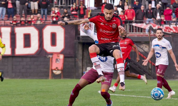 Brasil de Pelotas derrota Caxias em duelo gaúcho pela Série D