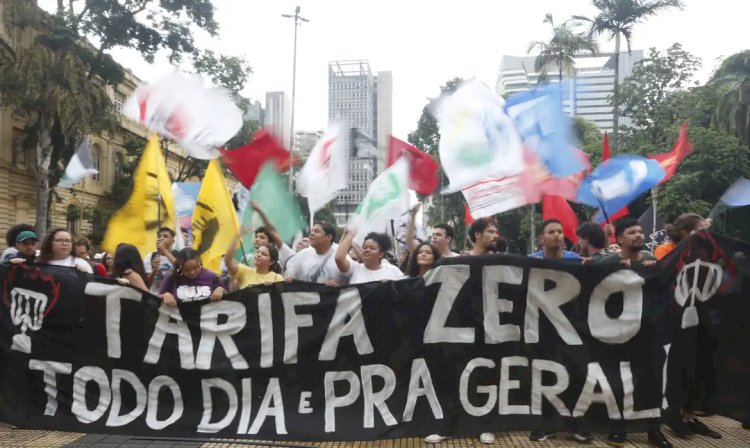 Passe Livre faz manifestação em São Paulo contra aumento da tarifa