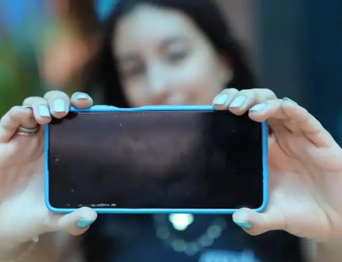 Uso de internet por adolescentes nas escolas cai de 51% para 37%