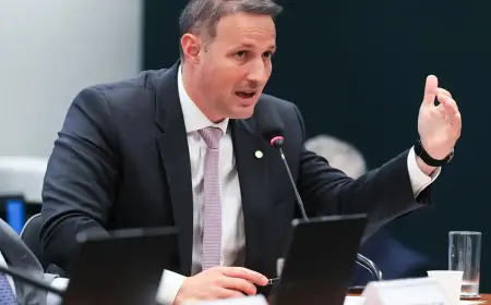 Motta anuncia Derrite como relator do projeto antifacção