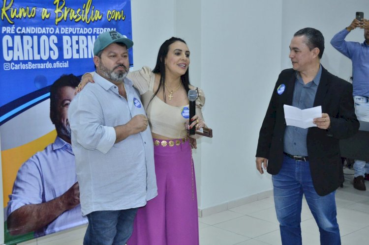 Em Campo Grande, Carlos Bernardo tem noite emocionante em reunião