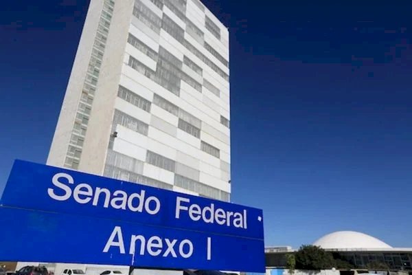 Concurso do Senado tem mais de mil vagas e salário até R$ 33 mil