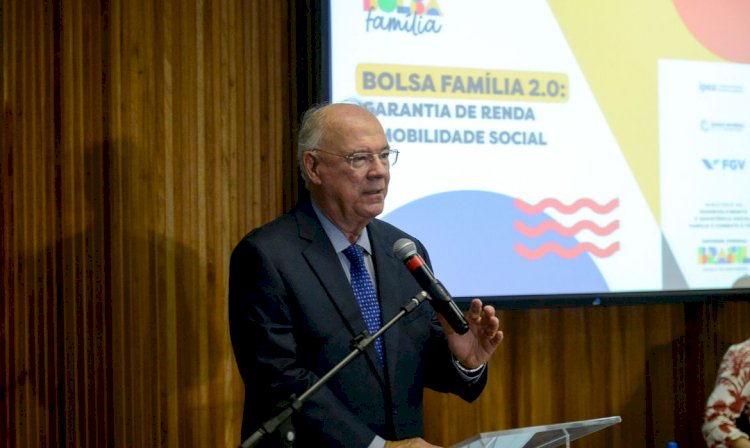 Três milhões de inscritos no Bolsa Família deixaram a pobreza em 2023