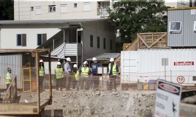 Chuvas alagam obras do metrô em área com sítio arqueológico em SP